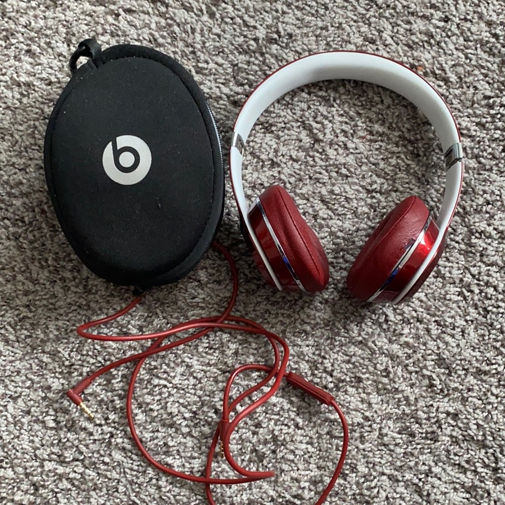 Beats solo 2 LUXE edition